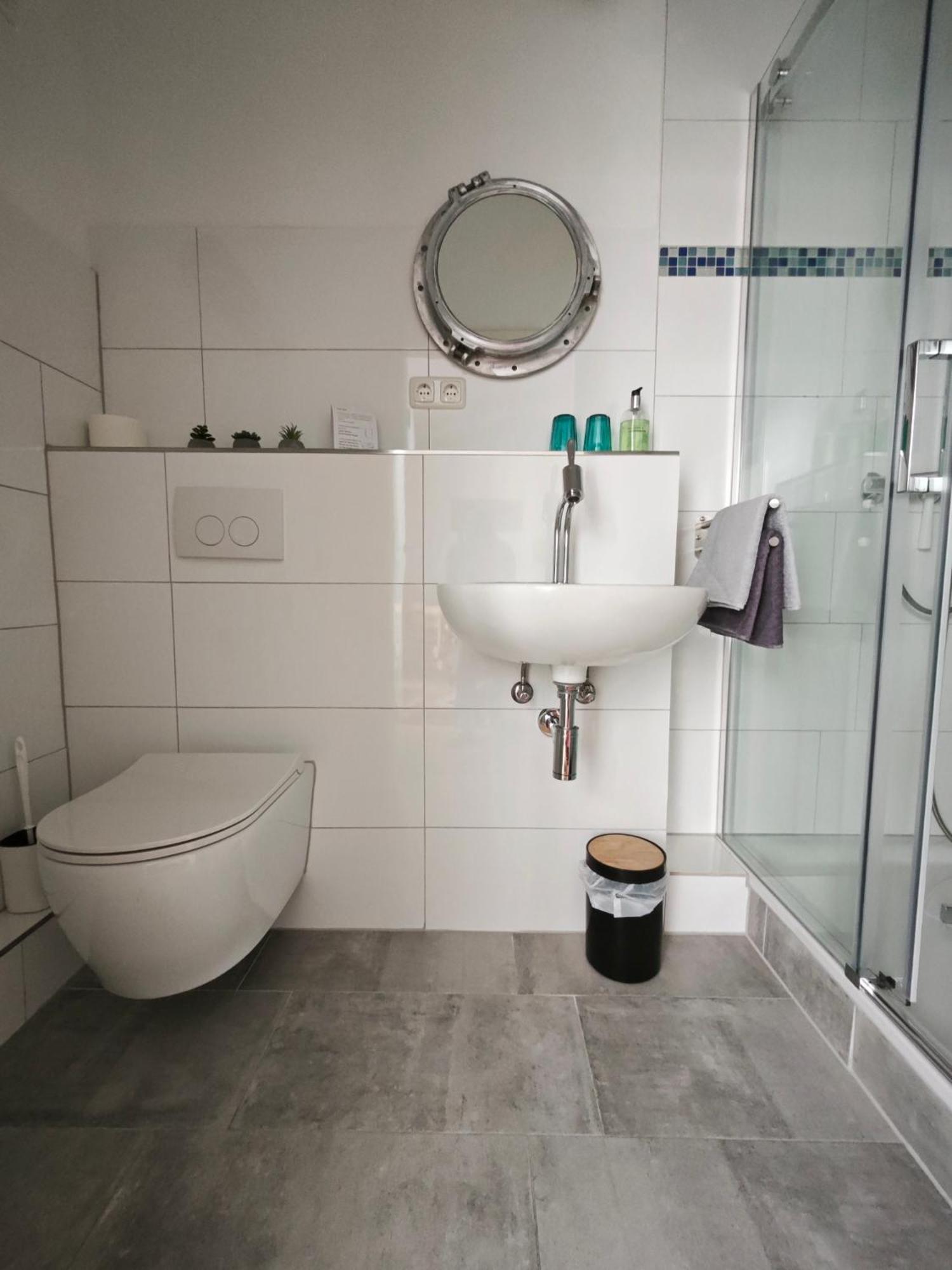 Mine Hotel Weilerswist Екстериор снимка