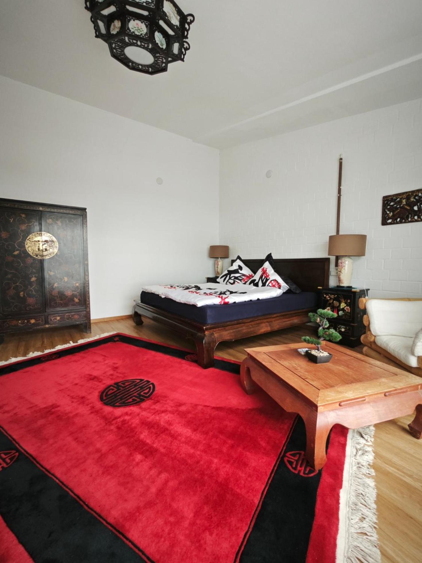 Mine Hotel Weilerswist Екстериор снимка