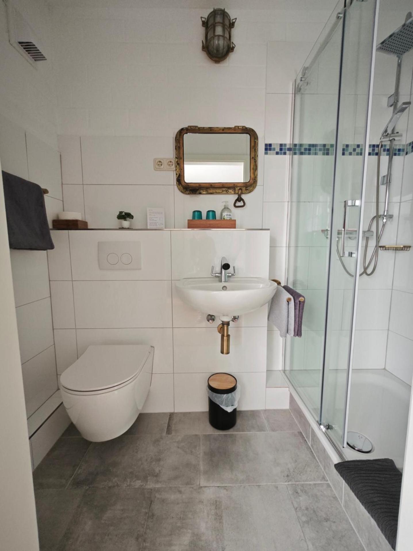 Mine Hotel Weilerswist Екстериор снимка